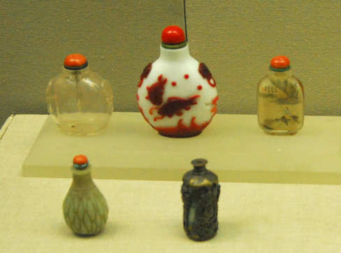 Snuff bottles